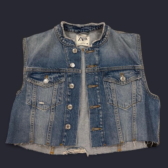 Zara Jackets & Blazers - Zara cropped denim trucker vest